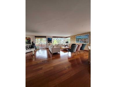 Apartamento de 3 alcobas en venta en Sierras Del Moral, Bogotá, 220 m² · foto 3 de 6