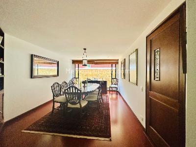 Apartamento en venta en Rosales Alto, Bogotá · foto 8 de 15