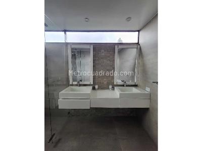 Apartamento de 3 alcobas en venta en Sierras Del Moral, Bogotá, 220 m² · foto 5 de 11