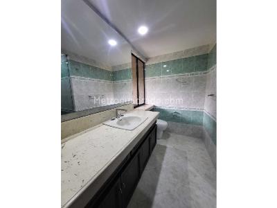 Apartamento de 3 alcobas en venta en Sierras Del Moral, Bogotá, 220 m² · foto 11 de 11