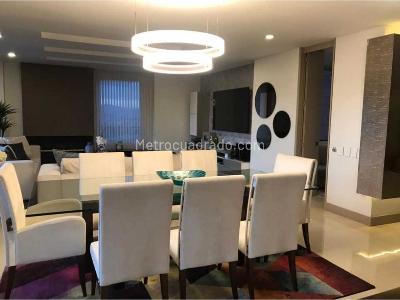 Apartamento de 4 alcobas en venta en Bosque De La Reserva, Bogotá, 220 m² · foto 3 de 6