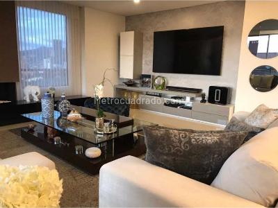 Apartamento de 4 alcobas en venta en Bosque De La Reserva, Bogotá, 220 m² · foto 5 de 6
