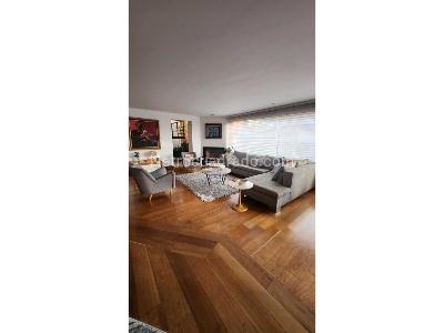 Apartamento de 3 alcobas en venta en Santa Barbara Alta, Bogotá, 220 m² · foto 7 de 11