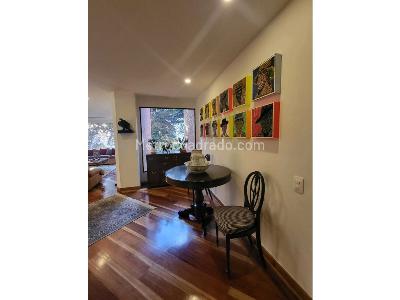 Apartamento de 3 alcobas en venta en Sierras Del Moral, Bogotá, 256 m² · foto 2 de 8