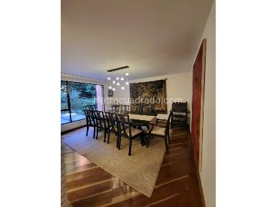 Apartamento de 3 alcobas en venta en Sierras Del Moral, Bogotá, 256 m² · foto 5 de 8