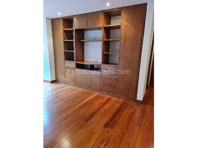 Apartamento de 3 alcobas en venta en Sierras Del Moral, Bogotá, 191 m² · foto 5 de 15