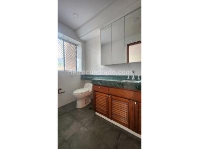 Apartamento de 3 alcobas en venta en Montearroyo, Bogotá, 233 m² · foto 12 de 17