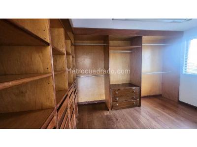 Apartamento de 3 alcobas en venta en Montearroyo, Bogotá, 233 m² · foto 15 de 17