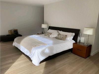 Apartamento de 3 alcobas en venta en Montearroyo, Bogotá, 316 m² · foto 10 de 10