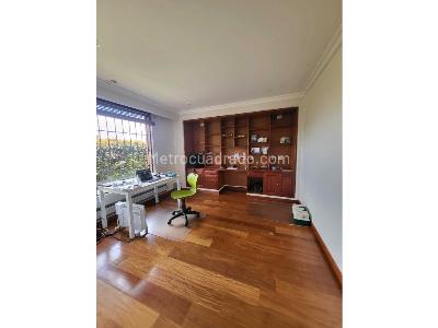 Casa de 4 alcobas en venta en Bosques Del Marques, Bogotá, 652 m² · foto 9 de 14