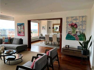 Apartamento de 3 alcobas en venta en Bosques Del Marques, Bogotá, 261 m² · foto 2 de 9