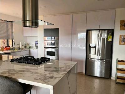 Apartamento de 3 alcobas en venta en Bosques Del Marques, Bogotá, 261 m² · foto 5 de 9
