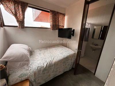 Apartamento de 3 alcobas en venta en Santa Barbara Alta, Bogotá, 320 m² · foto 12 de 19