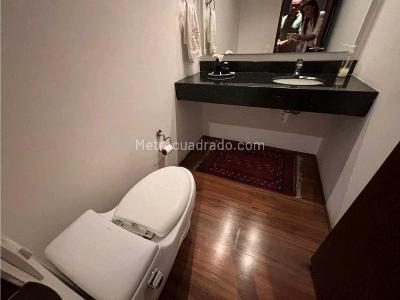 Apartamento de 3 alcobas en venta en Santa Barbara Alta, Bogotá, 320 m² · foto 13 de 19