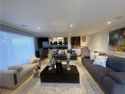 Casa en venta en Bosque De Pinos, Bogotá · foto 3 de 18
