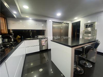 Casa en venta en Bosque De Pinos, Bogotá · foto 17 de 18