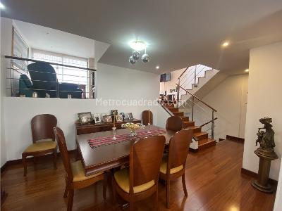 Casa de 4 alcobas en venta en Bosque De Pinos, Bogotá, 215 m² · foto 6 de 24