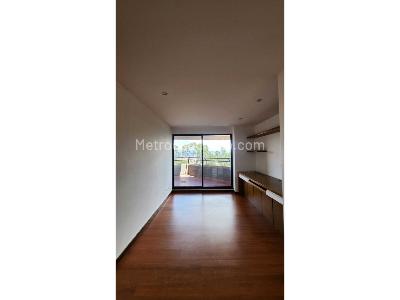 Apartamento de 3 alcobas en venta en Montearroyo, Bogotá, 252 m² · foto 9 de 15