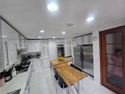 Apartamento en venta en La Cabrera, Bogotá · foto 4 de 10
