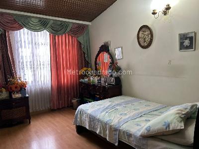 Casa de 5 alcobas en venta en El Greco, Bogotá, 350 m² · foto 17 de 20