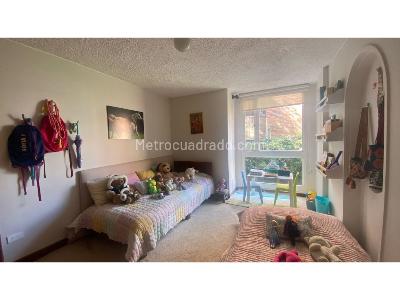 Apartamento de 5 alcobas en venta en Los Rosales, Bogotá, 345 m² · foto 12 de 17