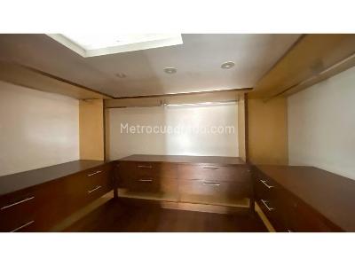 Casa de 4 alcobas en venta en Santa Ana, Bogotá, 560 m² · foto 2 de 20
