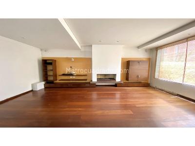 Casa de 4 alcobas en venta en Santa Ana, Bogotá, 560 m² · foto 3 de 20