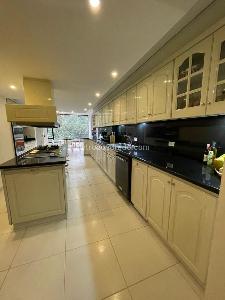 Apartamento en arriendo en Los Rosales, Bogotá · foto 6 de 14