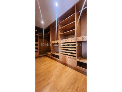 Apartamento de 3 alcobas en venta en Sierras Del Moral, Bogotá, 204 m² · foto 6 de 12