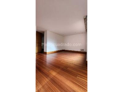 Apartamento de 3 alcobas en venta en Sierras Del Moral, Bogotá, 204 m² · foto 7 de 12
