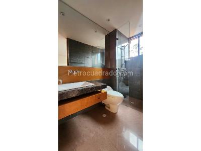 Apartamento de 3 alcobas en venta en Sierras Del Moral, Bogotá, 204 m² · foto 9 de 12