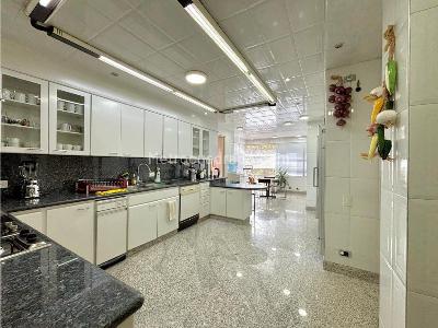 Apartamento de 4 alcobas en venta en Chapinero, Bogotá, 347 m² · foto 5 de 10