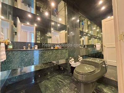 Apartamento de 4 alcobas en venta en Chapinero, Bogotá, 347 m² · foto 10 de 10
