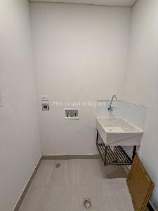 Apartamento de 1 alcoba en venta en Chico Iii, Bogotá, 73 m² · foto 6 de 6