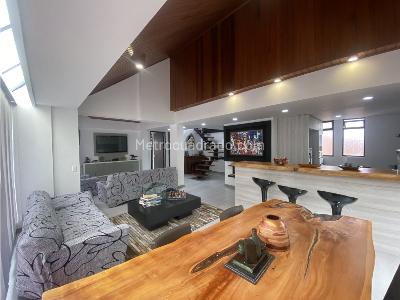 Apartamento en venta en Bosque De Pinos, Bogotá · foto 3 de 13