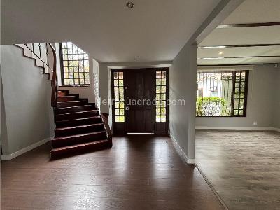 Casa de 4 alcobas en venta en Santa Ana, Bogotá, 550 m² · foto 10 de 20