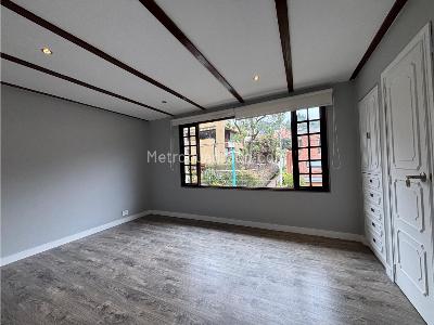 Casa de 4 alcobas en venta en Santa Ana, Bogotá, 550 m² · foto 15 de 20