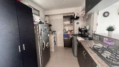 Apartamento de 3 alcobas en venta en Picaleña, Ibagué, 61 m² · foto 8 de 16