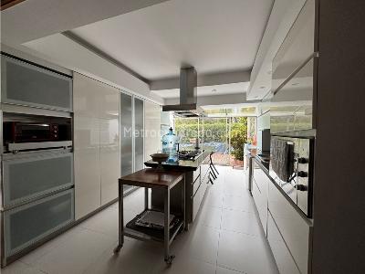 Casa de 4 alcobas en venta en Santa Ana, Bogotá, 591 m² · foto 11 de 20