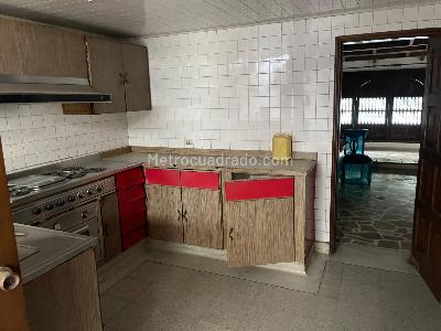 Casa de 4 alcobas en venta en Altico, Neiva, 236 m² · foto 8 de 19