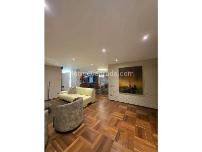 Apartamento de 3 alcobas en venta en Sierras Del Moral, Bogotá, 208 m² · foto 5 de 14