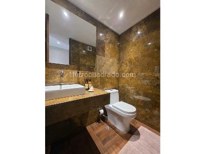 Apartamento de 3 alcobas en venta en Sierras Del Moral, Bogotá, 208 m² · foto 9 de 14