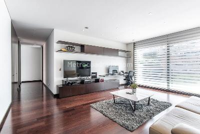 Apartamento de 4 alcobas en venta en La Cabrera, Bogotá, 394 m² · foto 9 de 20
