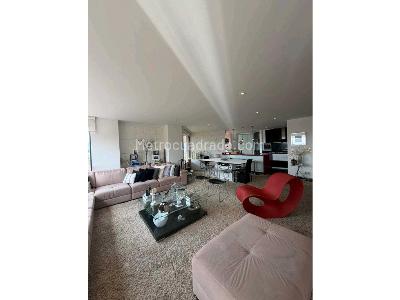 Apartamento de 3 alcobas en venta en Sierras Del Moral, Bogotá, 173 m² · foto 5 de 8