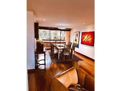 Apartamento de 3 alcobas en venta en Sierras Del Moral, Bogotá, 209 m² · foto 2 de 13
