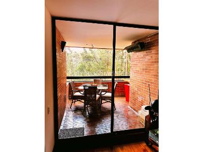 Apartamento de 3 alcobas en venta en Sierras Del Moral, Bogotá, 209 m² · foto 4 de 13