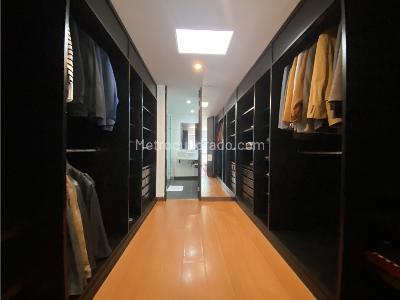 Apartamento de 4 alcobas en venta en Bosque De Pinos, Bogotá, 650 m² · foto 14 de 20