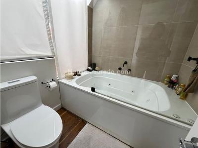 Apartamento de 3 alcobas en venta en Los Rosales, Bogotá, 260 m² · foto 10 de 20