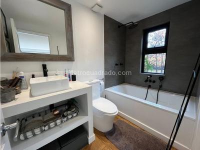 Apartamento de 3 alcobas en venta en Los Rosales, Bogotá, 260 m² · foto 18 de 20
