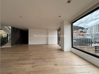 Apartamento de 3 alcobas en venta en La Cabrera, Bogotá, 345 m² · foto 2 de 18